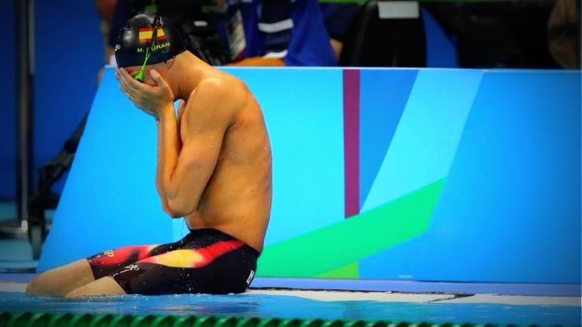 BIRAKMAK İSTİYORUM DERSE…